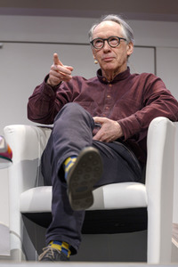 Ian McEwan, Bernhard Robben und Ulrich Noethen auf der lit.Cologne 2023 in Köln