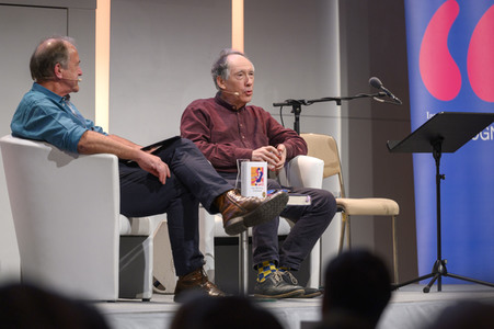 Ian McEwan, Bernhard Robben und Ulrich Noethen auf der lit.Cologne 2023 in Köln