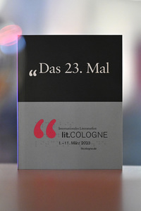 Matthias Brandt und Johanna Wokalek auf der lit.Cologne 2023 in Köln