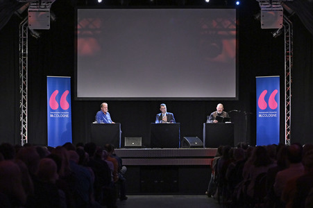 Mick Herron und Dietmar Bär auf der lit.Cologne 2023 in Köln