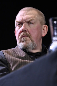 Mick Herron und Dietmar Bär auf der lit.Cologne 2023 in Köln