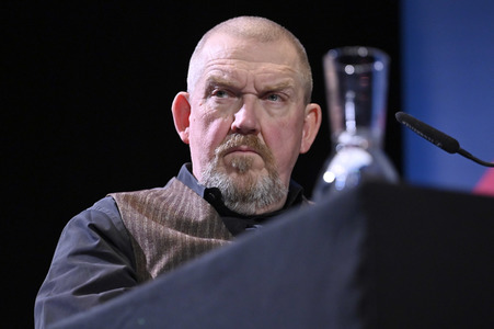 Mick Herron und Dietmar Bär auf der lit.Cologne 2023 in Köln