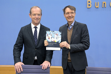 Bundespressekonferenz Digitalisierungsstrategie für Gesundheit und Pflege in Berlin