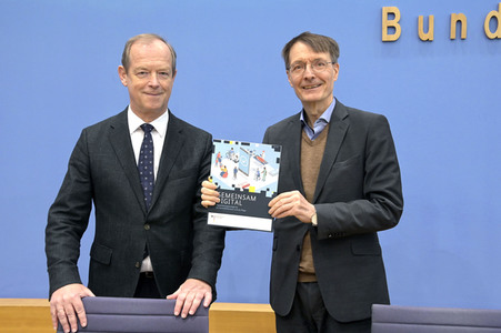Bundespressekonferenz Digitalisierungsstrategie für Gesundheit und Pflege in Berlin