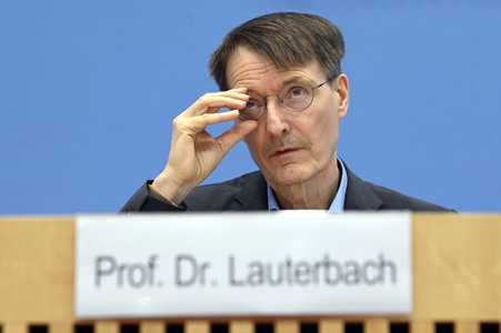 Bundespressekonferenz Digitalisierungsstrategie für Gesundheit und Pflege in Berlin