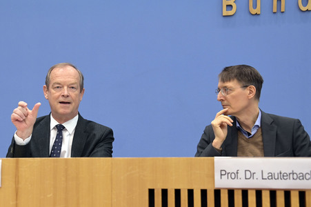Bundespressekonferenz Digitalisierungsstrategie für Gesundheit und Pflege in Berlin