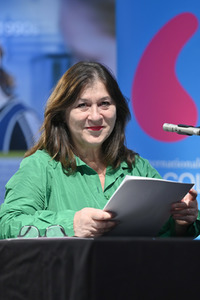 Karina Sainz Borgo und Eva Mattes auf der lit.Cologne 2023 in Köln