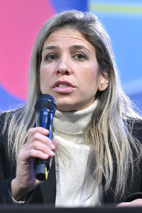 Karina Sainz Borgo und Eva Mattes auf der lit.Cologne 2023 in Köln
