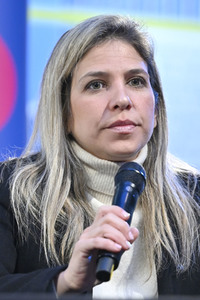 Karina Sainz Borgo und Eva Mattes auf der lit.Cologne 2023 in Köln