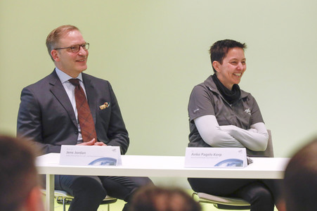 Pressekonferenz in Deutschen Zentrum für Luft-und Raumfahrt in Köln