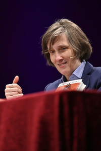 A.L. Kennedy und Anna Thalbach auf der lit.Cologne 2023 in Köln