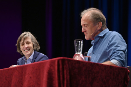 A.L. Kennedy und Anna Thalbach auf der lit.Cologne 2023 in Köln