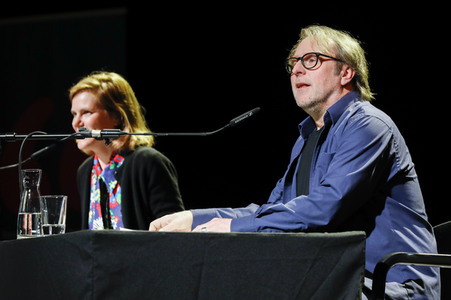 Bjarne Mädel, Fritzi Haberlandt und Bastian Pastewka auf der lit.Cologne 2023 in Köln