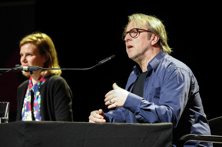 Bjarne Mädel, Fritzi Haberlandt und Bastian Pastewka auf der lit.Cologne 2023 in Köln