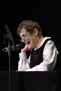 Katharina Thalbach auf der lit.Cologne 2023 in Köln