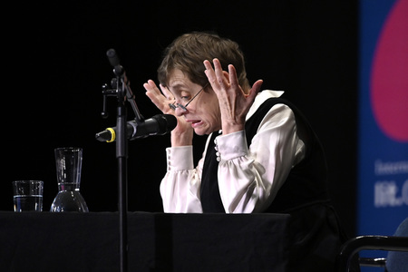 Katharina Thalbach auf der lit.Cologne 2023 in Köln