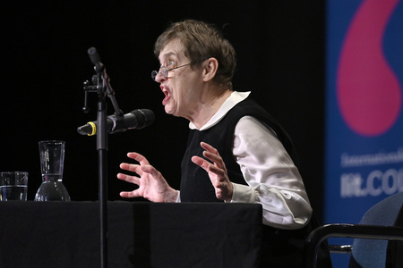 Katharina Thalbach auf der lit.Cologne 2023 in Köln