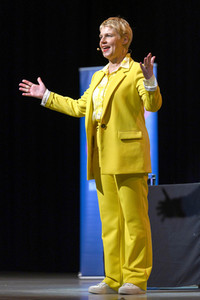 Cordula Stratmann und Bjarne Mädel auf der lit.Cologne 2023 in Köln