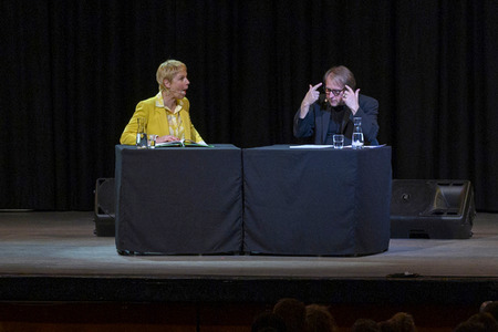 Cordula Stratmann und Bjarne Mädel auf der lit.Cologne 2023 in Köln