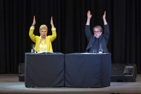 Cordula Stratmann und Bjarne Mädel auf der lit.Cologne 2023 in Köln