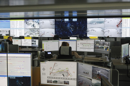 Präsentationstermin zum Airport Operations Control Center am Flughafen Köln/Bonn