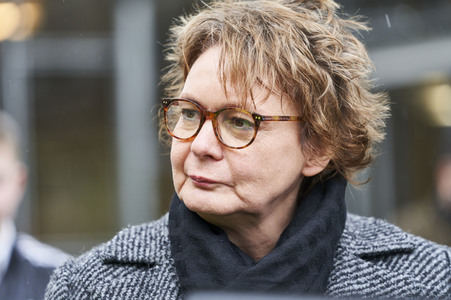 Daniela Behrens besucht Bereufsschule in Hannover