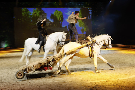Pferdeshow 'Cavalluna - Geheimnis der Ewigkeit' in Erfurt