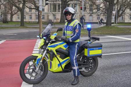 Symbolfoto Polizei