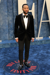 Vanity Fair Oscar Party 2023 in Beverly Hills