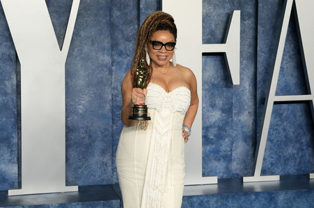 Vanity Fair Oscar Party 2023 in Beverly Hills