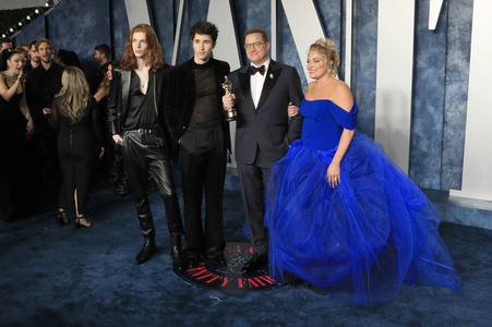 Vanity Fair Oscar Party 2023 in Beverly Hills