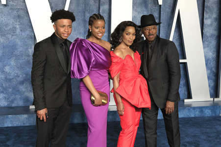 Vanity Fair Oscar Party 2023 in Beverly Hills
