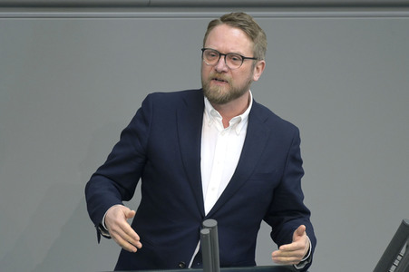 92. Sitzung des Deutschen Bundestages in Berlin