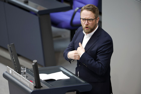 92. Sitzung des Deutschen Bundestages in Berlin