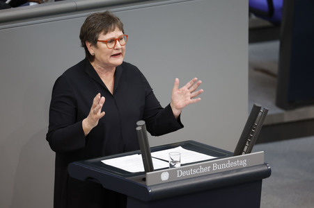 92. Sitzung des Deutschen Bundestages in Berlin