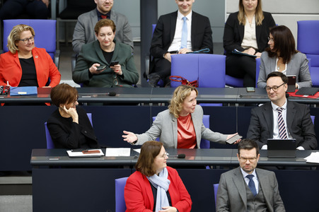 92. Sitzung des Deutschen Bundestages in Berlin