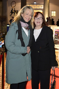Theaterpremiere 'Biedermann und die Brandstifter' in Berlin