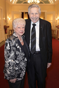 Theaterpremiere 'Biedermann und die Brandstifter' in Berlin