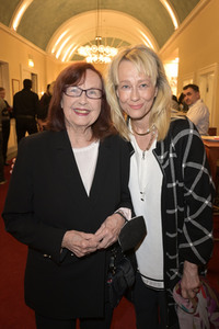 Theaterpremiere 'Biedermann und die Brandstifter' in Berlin
