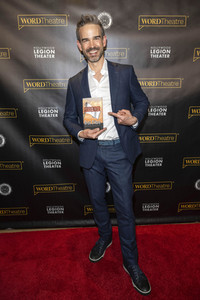 WordTheate-Präsentation 'An All-Star Celebrity and Literary Salute to Our Vets' in Los Angeles