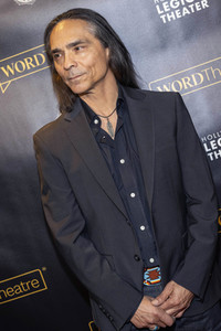 WordTheate-Präsentation 'An All-Star Celebrity and Literary Salute to Our Vets' in Los Angeles