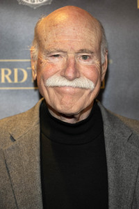 WordTheate-Präsentation 'An All-Star Celebrity and Literary Salute to Our Vets' in Los Angeles