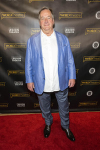 WordTheate-Präsentation 'An All-Star Celebrity and Literary Salute to Our Vets' in Los Angeles