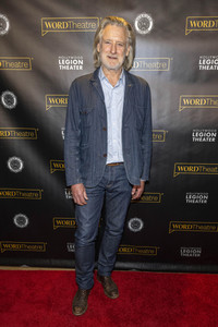 WordTheate-Präsentation 'An All-Star Celebrity and Literary Salute to Our Vets' in Los Angeles