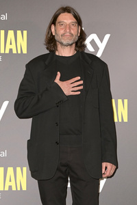 Season 2 Premiere 'Christian' in Rom