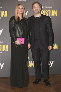 Season 2 Premiere 'Christian' in Rom