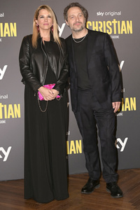 Season 2 Premiere 'Christian' in Rom
