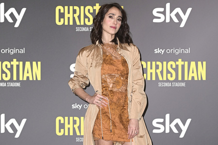 Season 2 Premiere 'Christian' in Rom