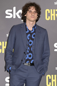 Season 2 Premiere 'Christian' in Rom