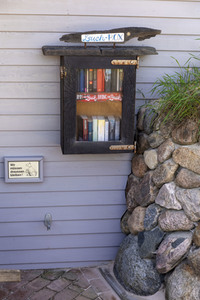 Symbolfoto Öffentlicher Bücherschrank